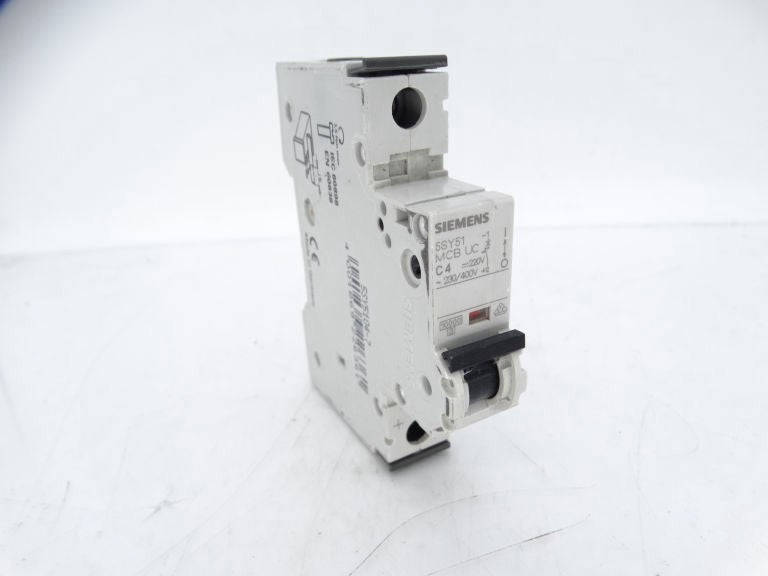 SIEMENS 5SY5104-7 CIRCUIT BREAKER