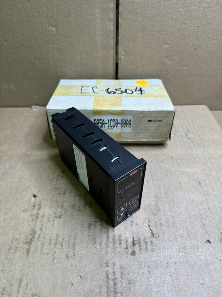 WATLOW CONTROLS 985A-1CD0-00AA TEMPERATURE CONTROLLER, 115/230-VAC, MAKE OFFER!