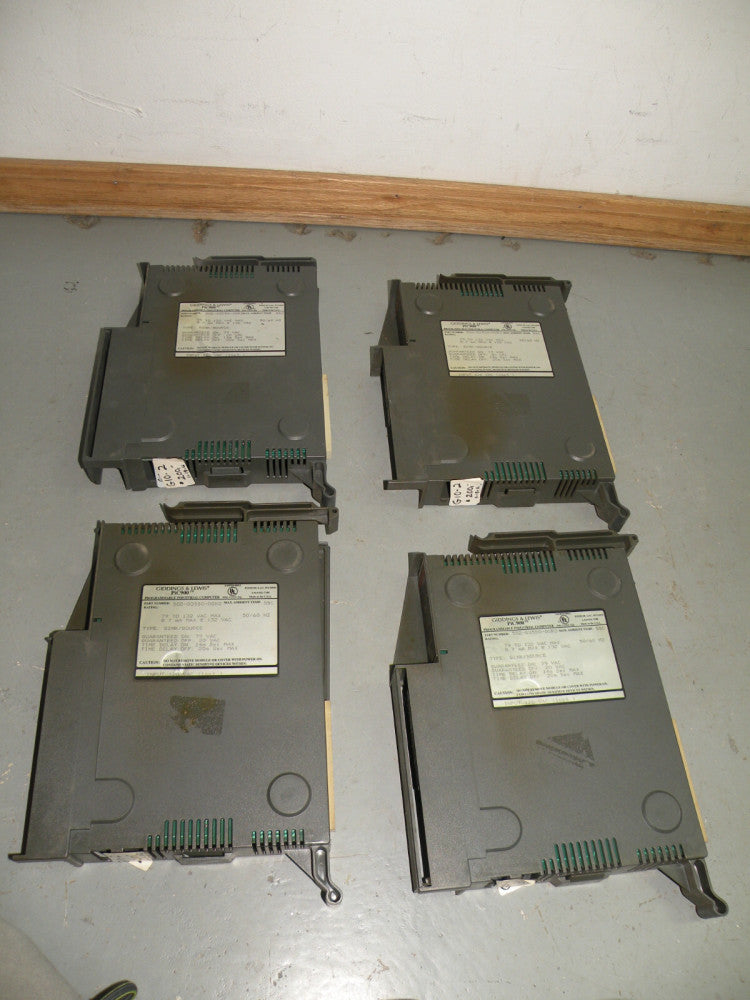 (1) Giddings & Lewis PiC900 Sink / Source 502-03550-00R2