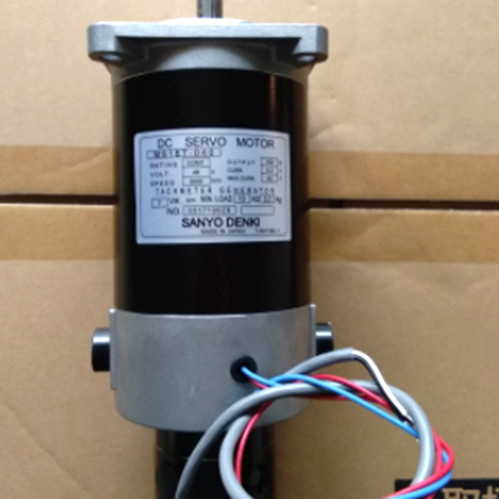 NEW SANYO DENKI M818T-040 Servo Motor