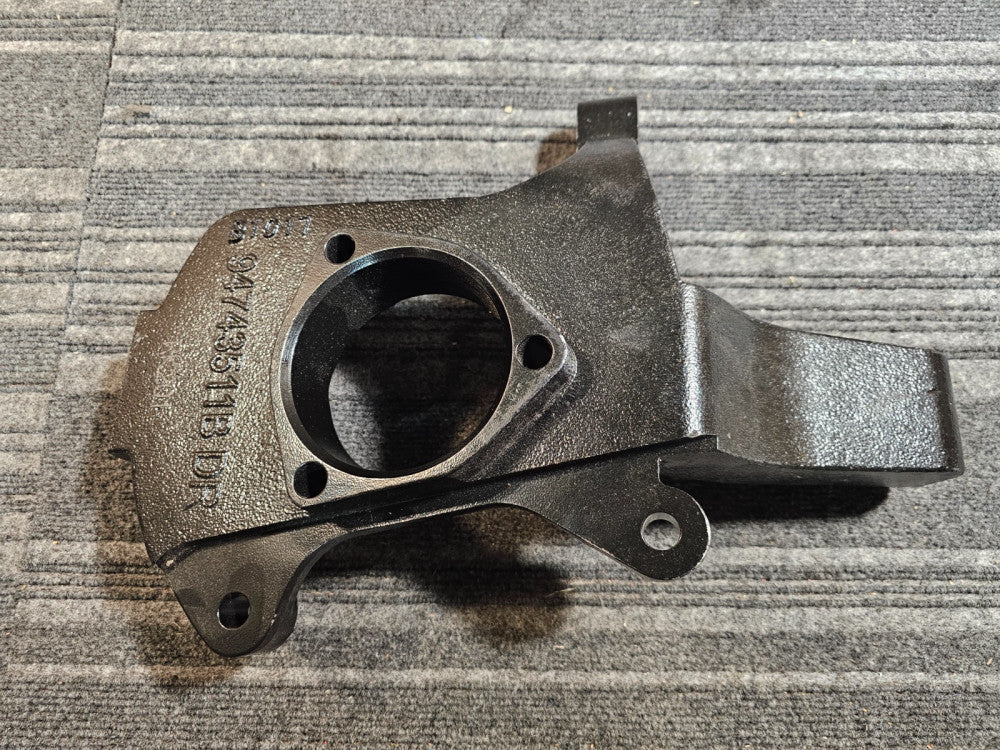 Steering Knuckle LH 94743511B DR for Rough Country Fits 14-18 Chevy 1500 6" Lift