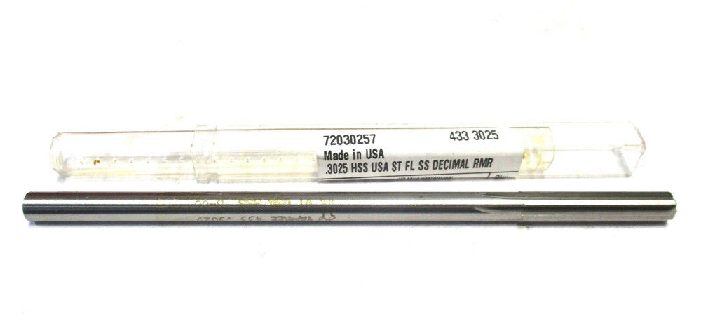 MADE IN USA .3025" x 1-1/2" x 6" 6-Flute RH HSS Chucking Reamer