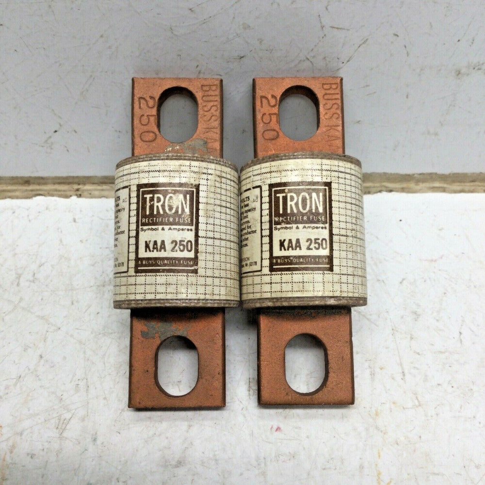 BUSSMANN BUSS TRON KAA 250 RECTIFIER FUSE 250 AMP 130V (LOT of 2)