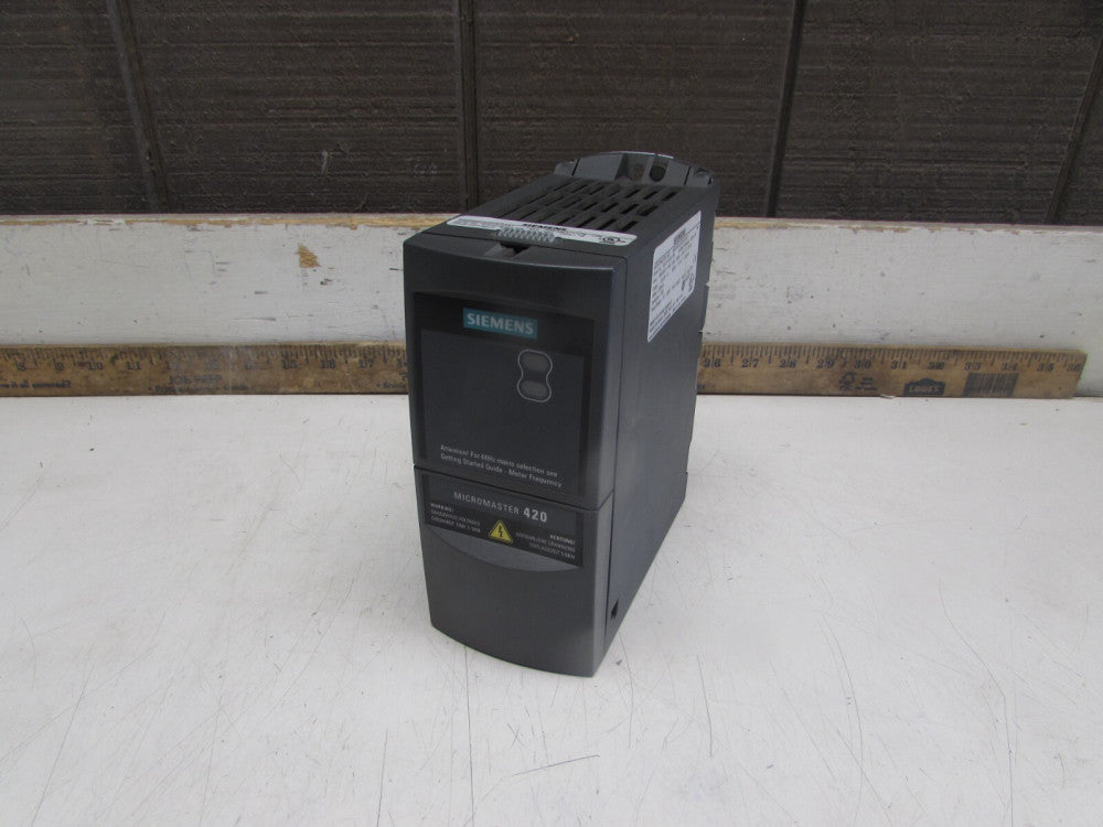 SIEMENS 6SE6420-2UD15-5AA1 ,MICROMASTER 420 , 0.55kW/380-480V/ 3ph/ 2.8A, N/NIB!