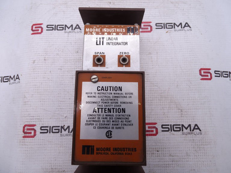 MOORE INDUSTRIES 200-236-20-B SIGNAL TRANSMITTER