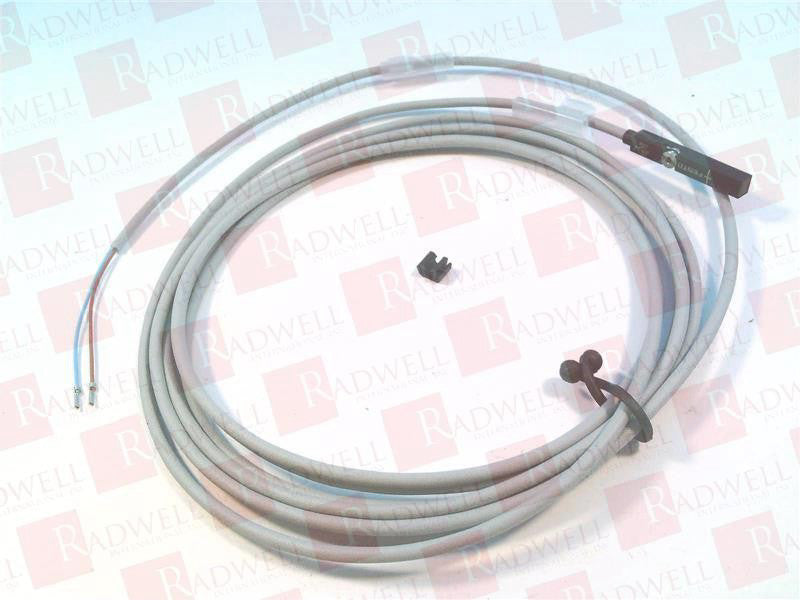 FESTO SME-8M-ZS-24V-K-2,5-OE / SME8MZS24VK25OE (BRAND NEW)