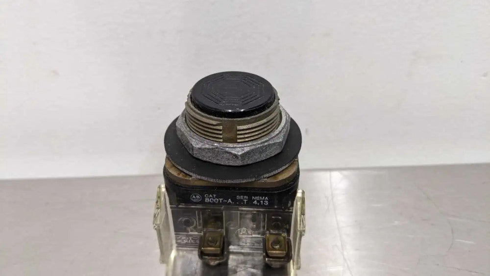 Allen-Bradley 800T-A Pushbutton Ser T Black