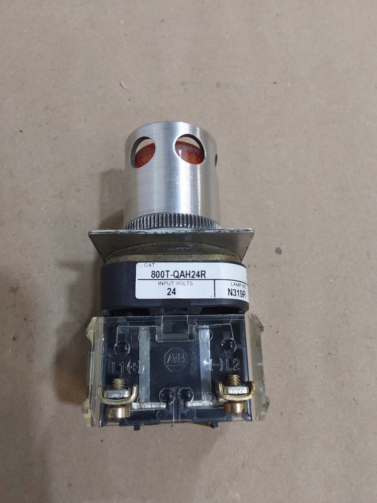 Allen Bradley 800T-QAH24R ORANGE Illuminated Push Button