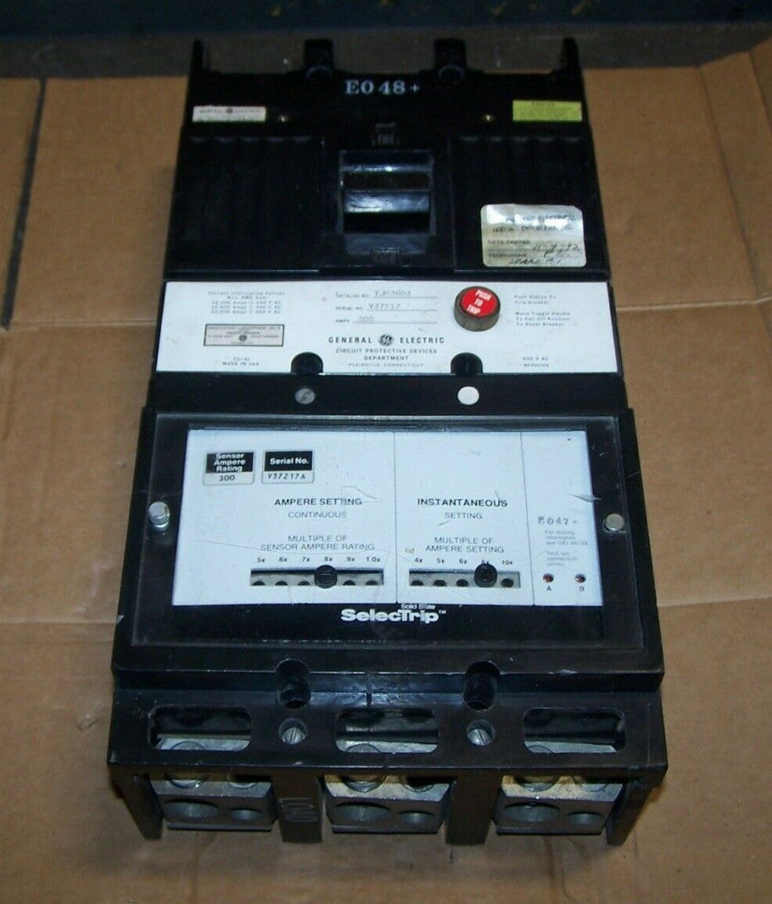 GE 300 AMP CIRCUIT BREAKER WITH SELECTRIP 300A  SENSOR 3 POLE 600 VAC  TJR3603 