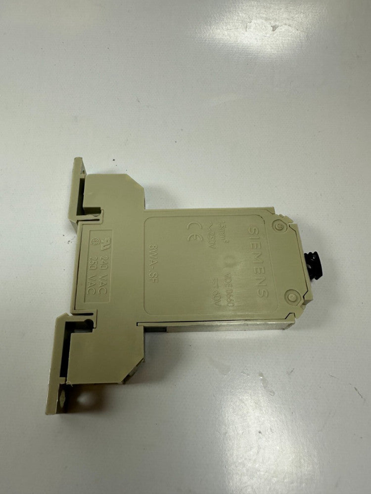 Siemens 8WA1011-2SF24 Circuit Breaker Terminal 1A - New Fast Ship