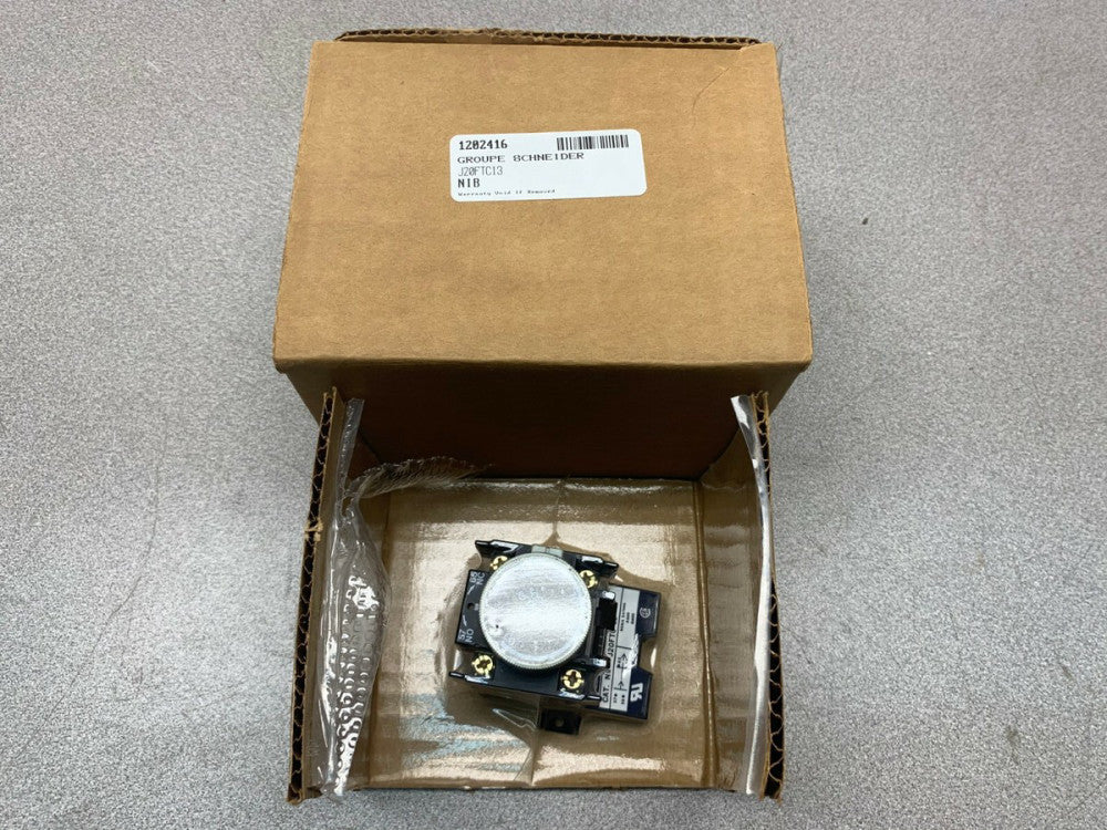 NEW IN BOX TELEMECANIQUE PNEUMATIC TIMING RELAY J20FTC13
