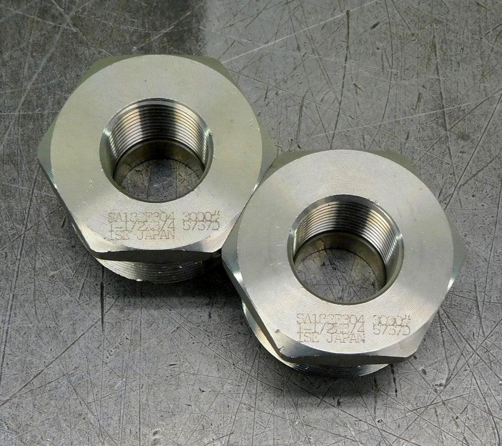 Stainless Steel Pipe Fitting Adapter Reducer 1- 1/2"X3/4" SA182F304 Lot of Two