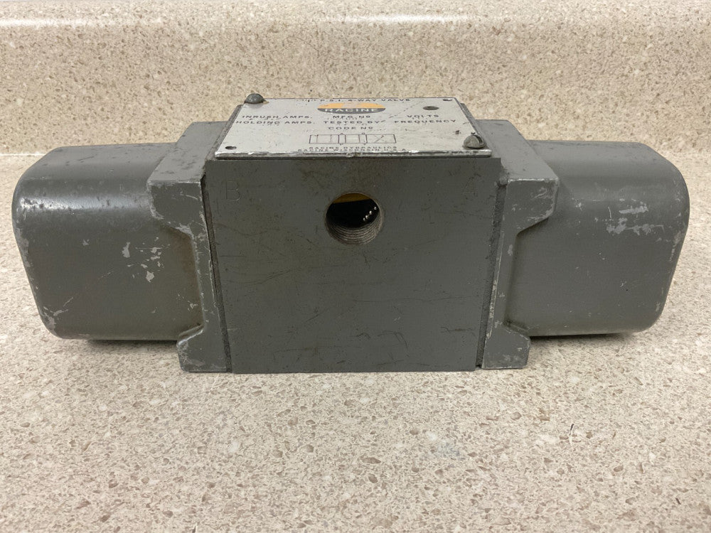 Racine 654001 5000psi 4Way Valve NEW