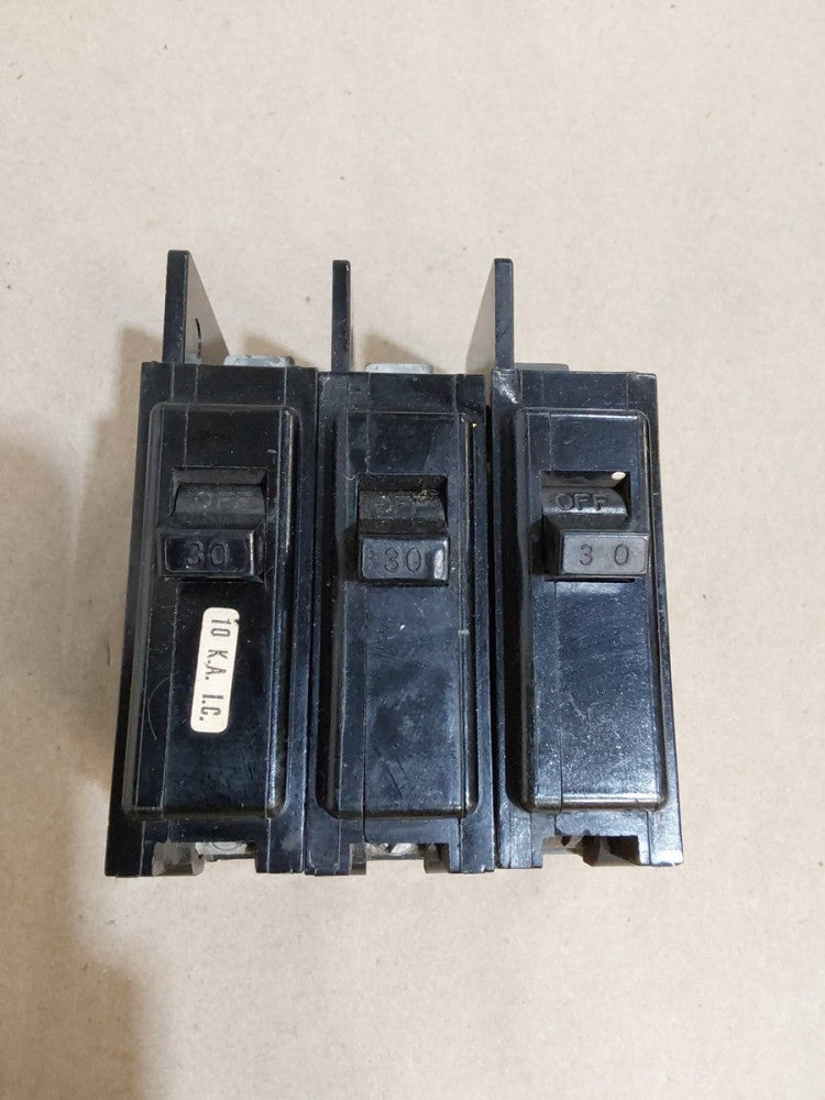 ITE BQ1-B030 (Lot Of 3)