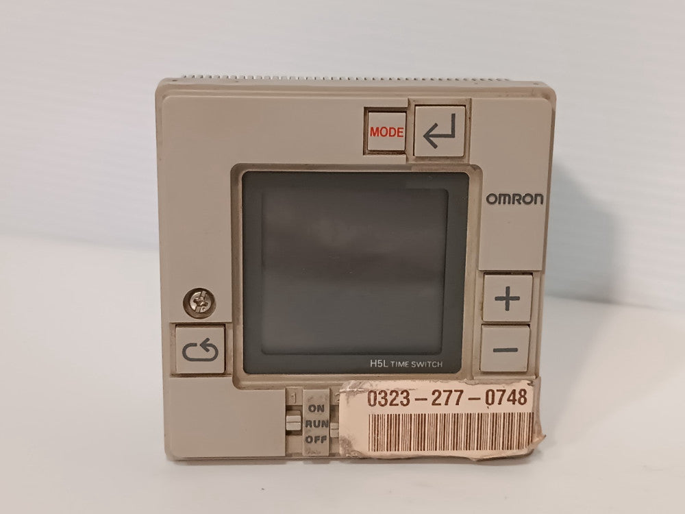 Omron H5L-A Time Switch, Rated Time Range: 24hrs x 7 days, Time Div.: 1 Minute