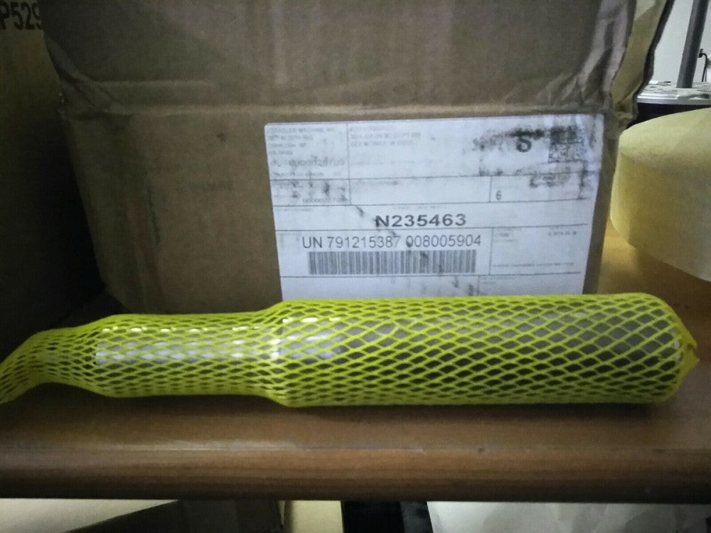 NEW OEM John Deere Equipment Spindle #N235463