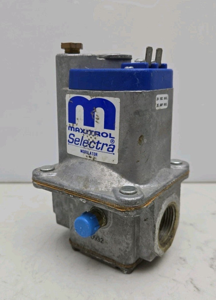Maxitrol Selectra M520H Modulating Gas Valve 3/4" 24 Vdc .85 Amp Max Used