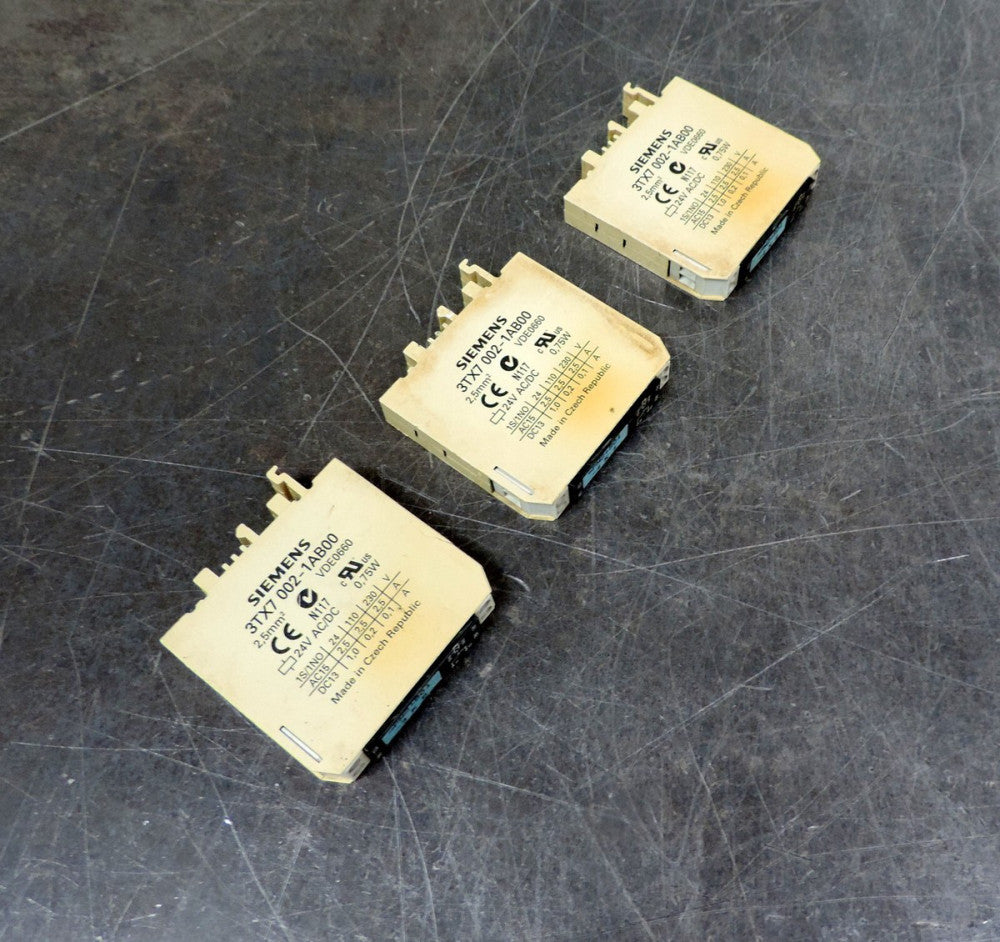 Siemens 3TX7-002-1AB00 Output Relay VDE 0660 Lot of Three (3)