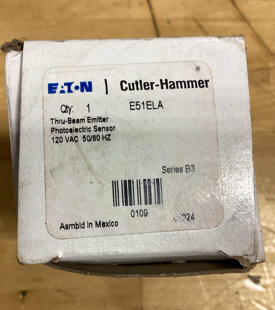 E51ELA Eaton/Cutler Hammer Thru-Beam Emitter Photoelectric Sensor
