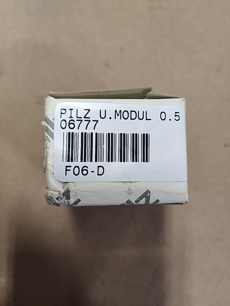 (NEW) PILZ 06 777 06-777 06777 0.5-5V Range Module  