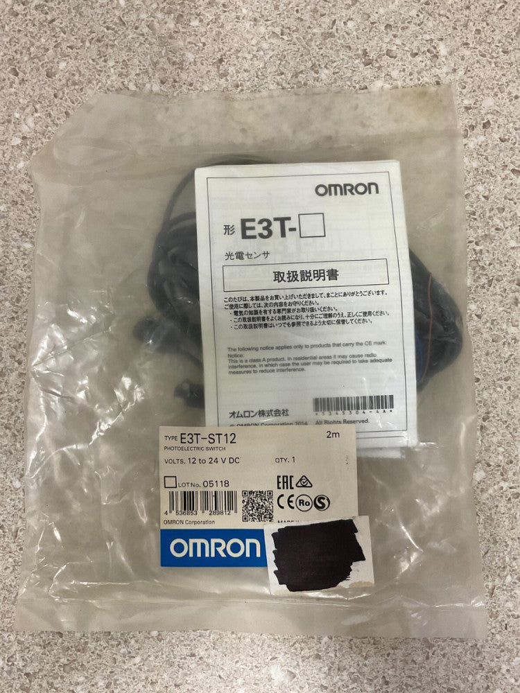 Omron E3T-ST12 NEW