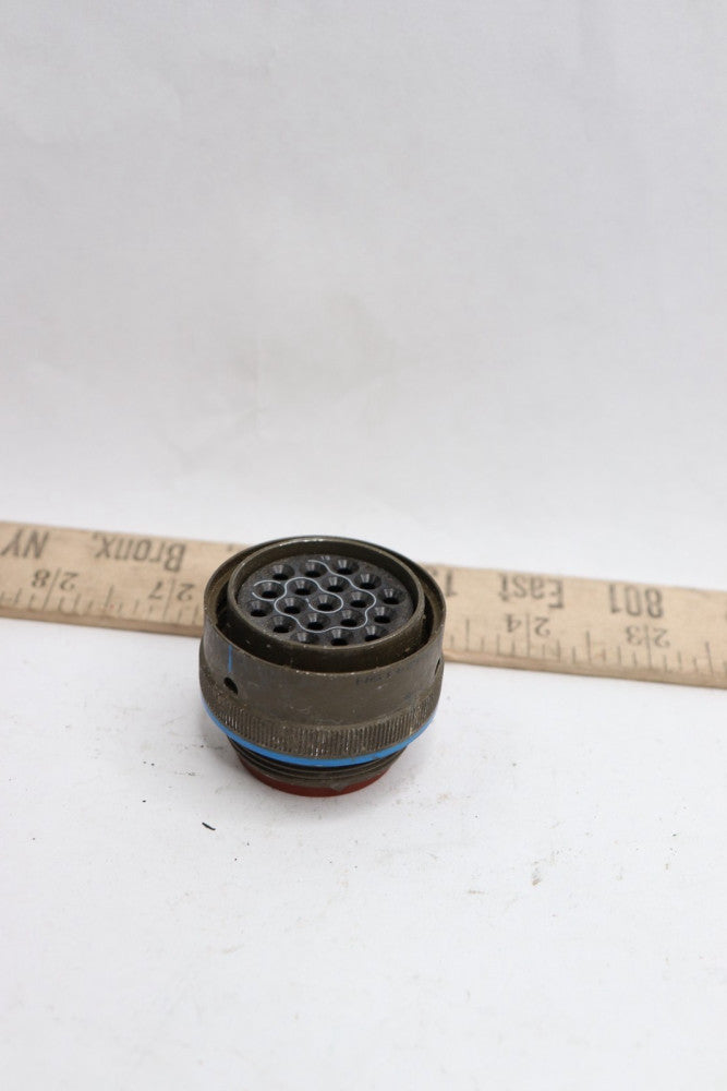Circular Connector Plug Female Socket Crimp 19 Position Size 24 M83723/75W2419N