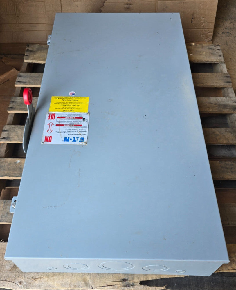 EATON DH325NGK5 ,HEAVY-DUTY FUSIBLE SAFETY SWITCH, 400A 240VAC,250VDC,  NEW !