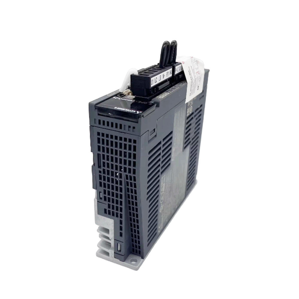 One Brand New MITSUBISHI SERVO DRIVE MR-J4-60A-RJ