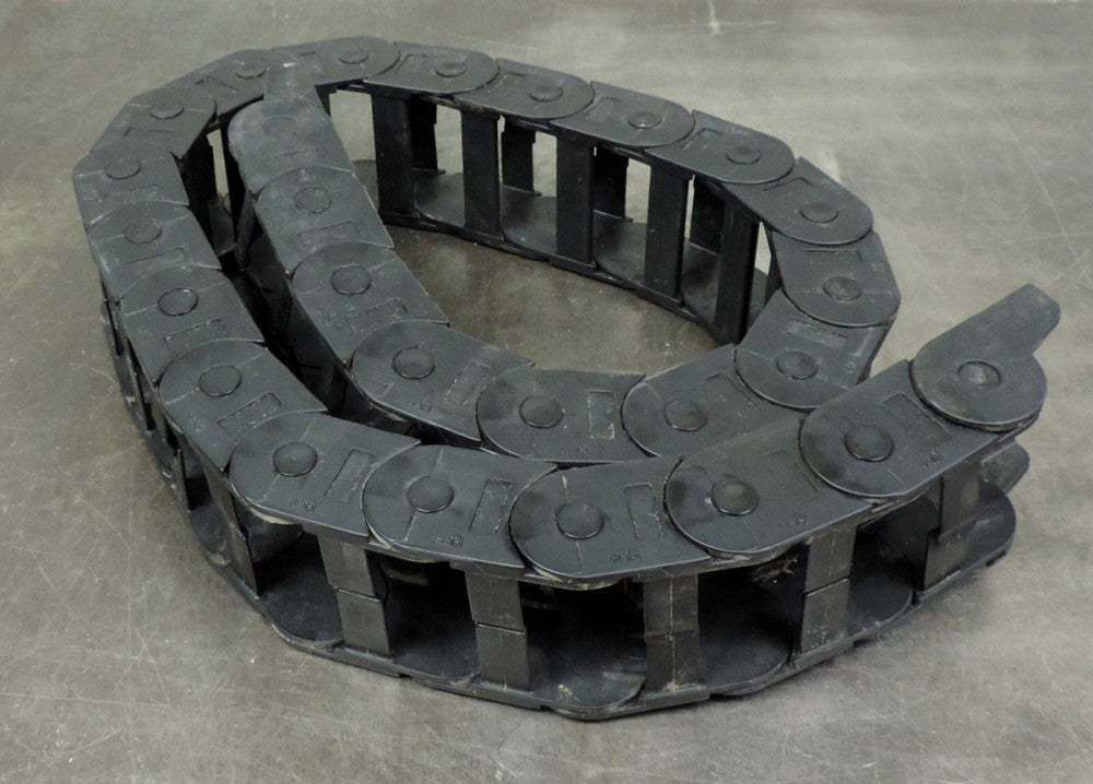 IGUS E26 07 100 Wire Way Trough Cable Housing 25 Links 59-3/16" x 3-1/2"
