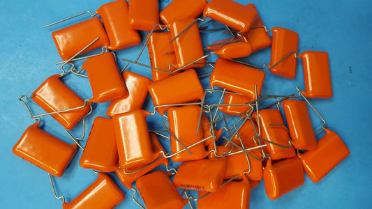 10 Pcs- Film Capacitor, 1uf/MF, 10%, PHILIPS, 250V, MKT, Metallized Polyester