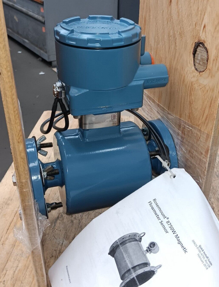 NEW ROSEMOUNT 8750WDMW1A1FPSA010CA1M4 MAGNETIC FLOWMETER