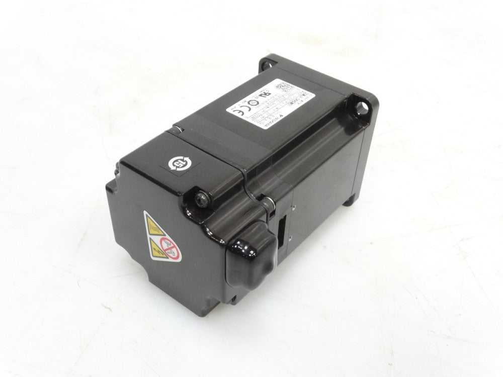 YASKAWA ELECTRIC SGMJV-04ADM61 SERVO MOTOR