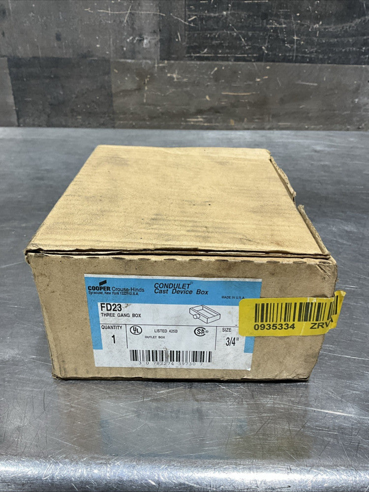 Cooper Crouse Hinds FD23 Condulet Cast Device Box, 3-Gang Box ¾” NOS