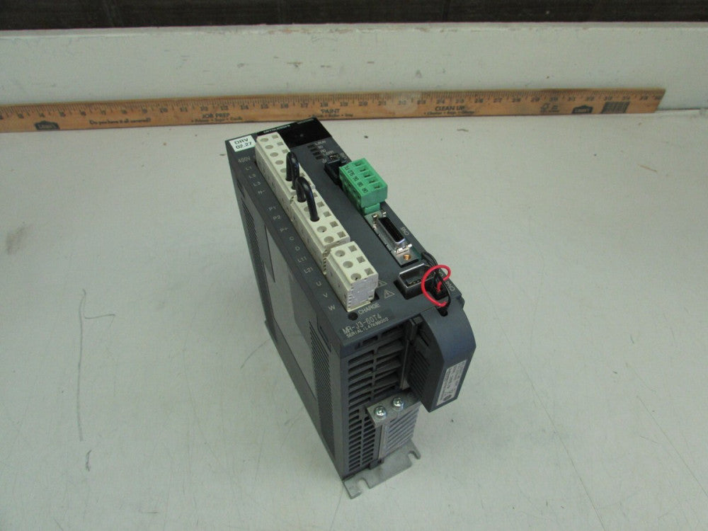 MITSUBISHI SERVO DRIVE MR-J3-60T4 600W 380-480V  XLNT USED TAKEOUT MAKE OFFER !!