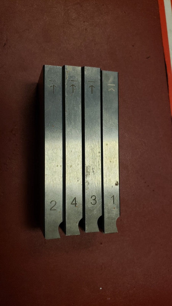 NEW 4-PACK Argco Universal 1/2"- 3/4" NPT High Speed Steel Dies HSS ( FD-BL)