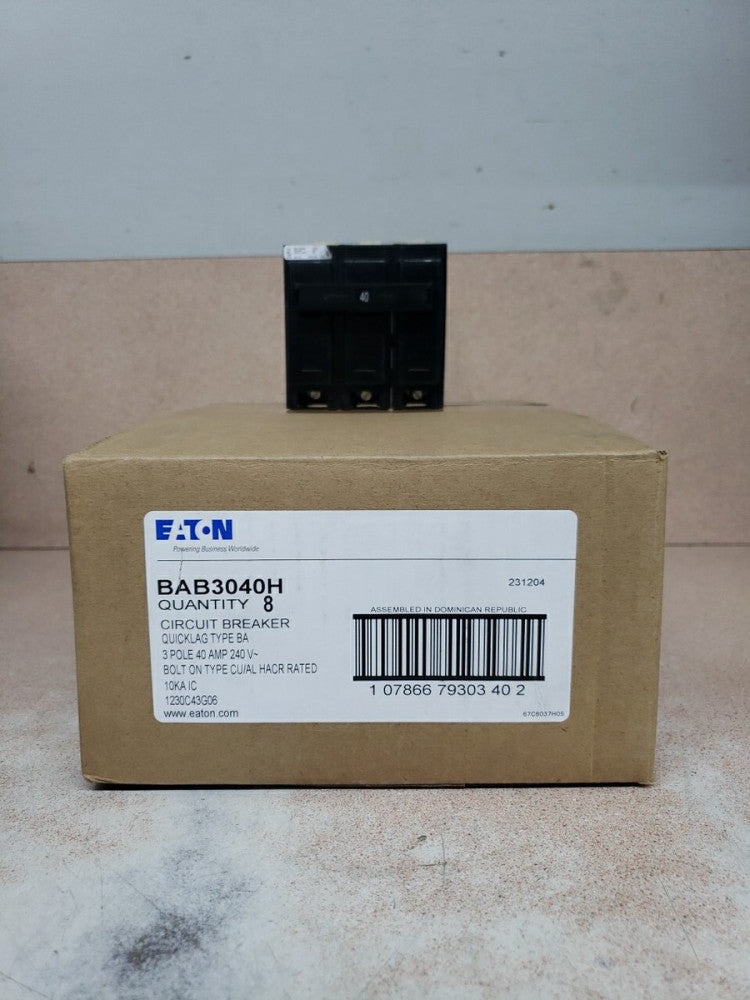 1) NEW Eaton BAB3040H 40 Amp 3 Pole 240V Bolt on Circuit Breaker