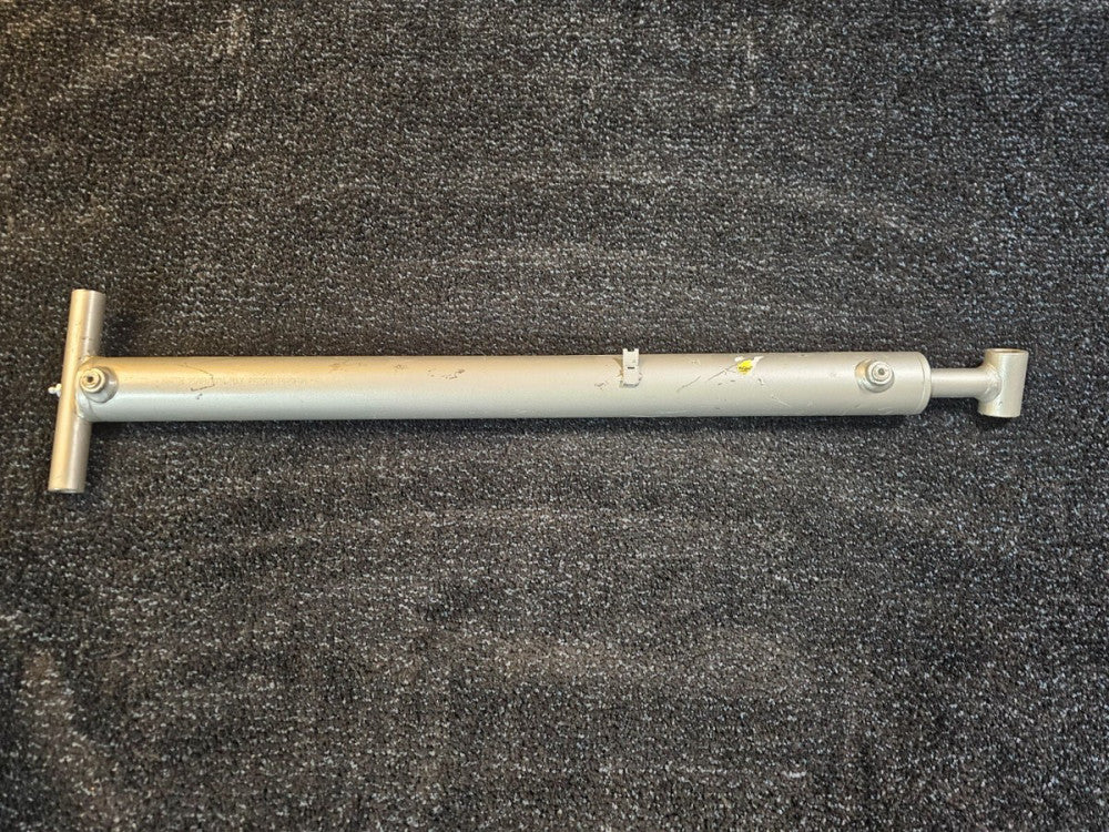 Hydraulic Welded Cylinder 2.17" OD x 32" Rectrated x 0.99" Rod P0358381 3500PSI