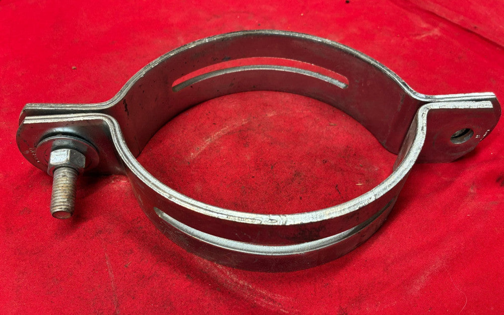 CADDY PIPE CLAMP CSBQG6 LENGTH: 11-3/4" WIDTH: 1-15/16"