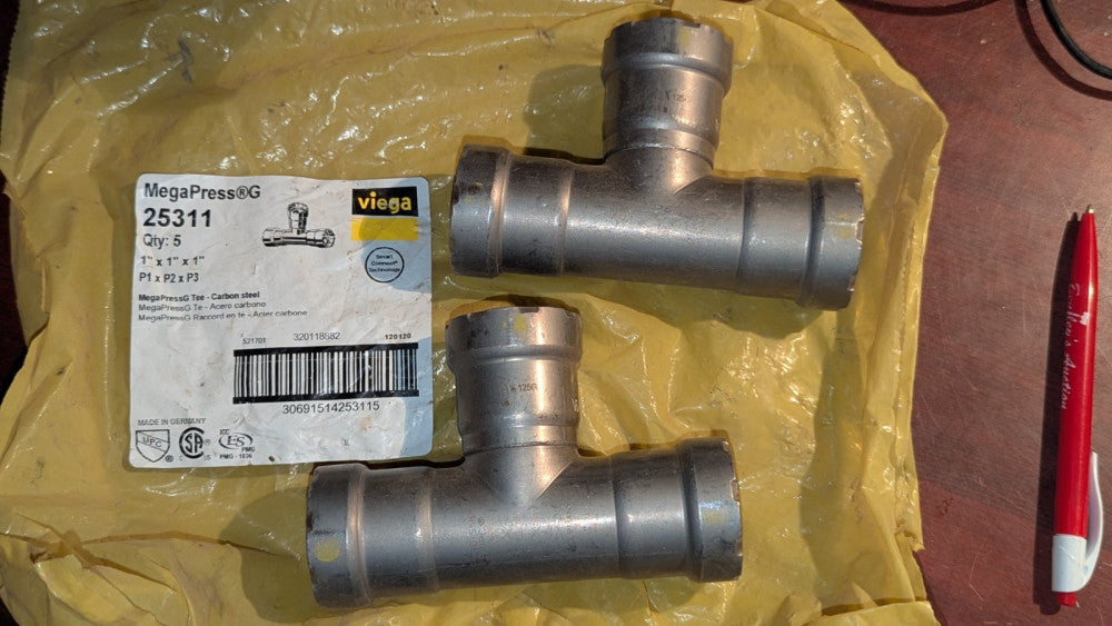(1) VIEGA MEGAPRESS 25311 MegaPressG Tee, 1" x 1" x 1" NOS