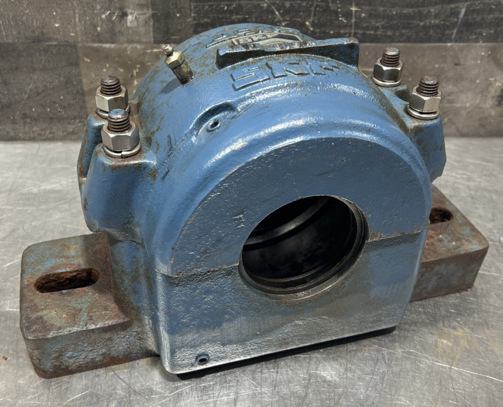 SKF SAF616N Used Pillow Block Housing 2-bolt base and 4-bolt split cover Nos. 2