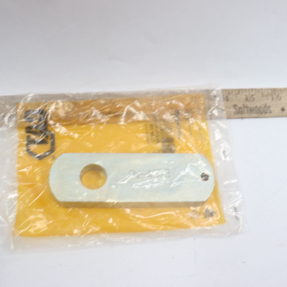CAT Spacer 9V-4673