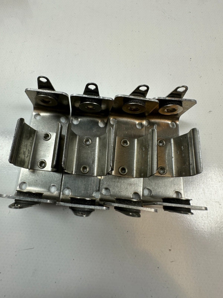 Keystone Electronics 1103 1/2AA Holder Soldier Lug Aluminum Rivet Mount - NEW