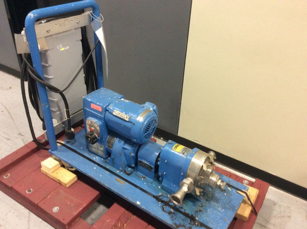 WAUKESHA SIZE 25 S/S PUMP W/ 1HP VARI-DRIVE, A-B 513-BHB SIZE 1 COMBO-STARTER