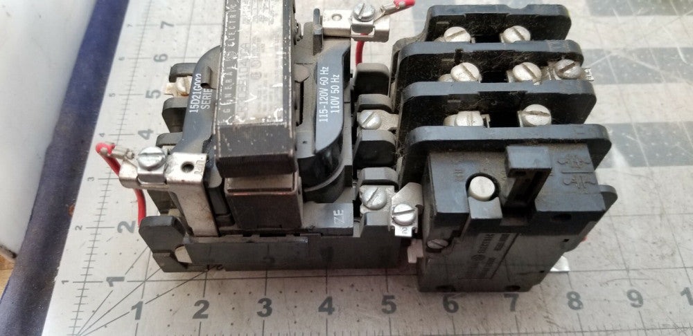 GENERAL ELECTRIC  SIZE 1 MOTOR STARTER CR308B100DGA TESTED WORKING PULL [Z3S5#4