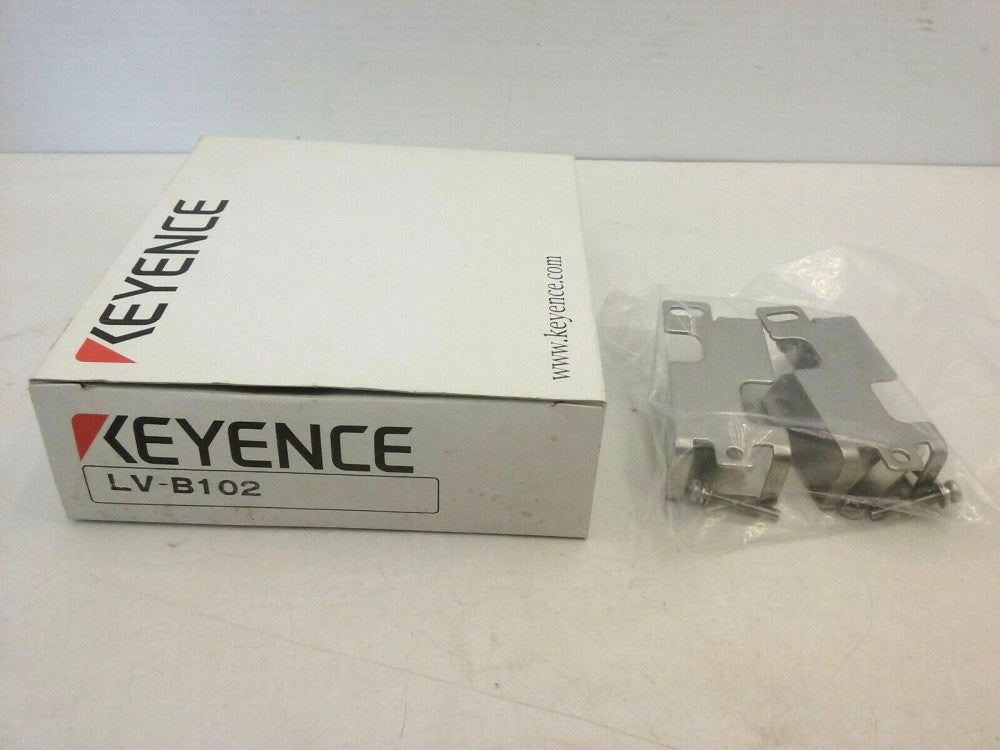 NEW KEYENCE LV-B102 MOUNTING BRACKETS NIB ( B1-5A)
