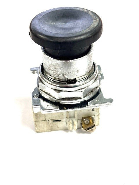 CUTLER-HAMMER T4206 SERIES D2 BLACK PUSH BUTTON