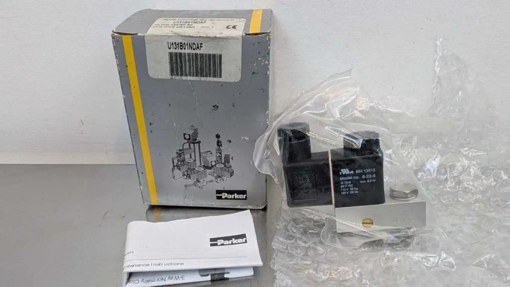 Parker U131B01NDAF Solenoid Valve 1/8" NPT 120VAC
