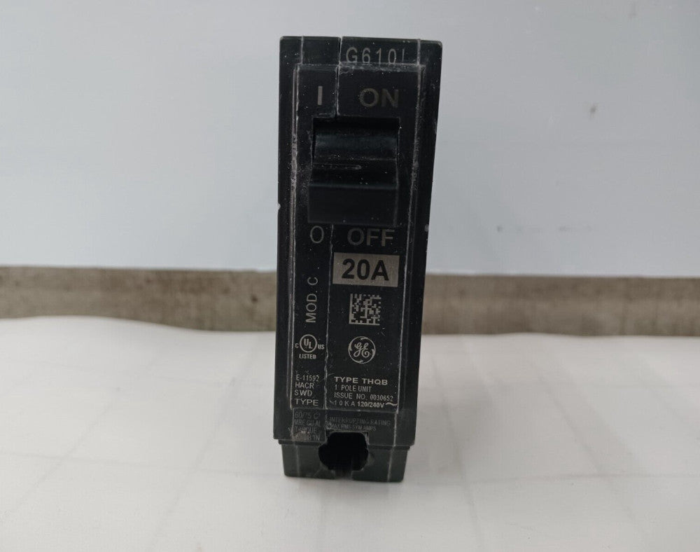 GE 20 AMP CIRCUIT BREAKER 1 POLE 120/240 VAC THQB1120