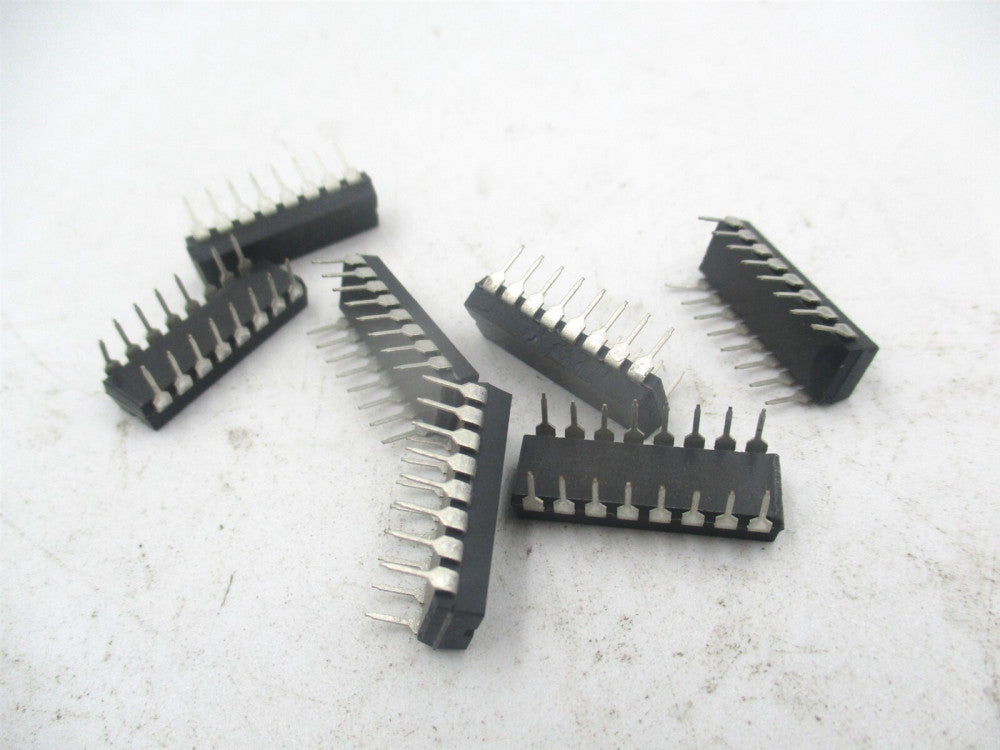 Bourns (4116R-1-332) 16 PIN 3.3K OHM Resistor Networks & Arrays - Lot of 7