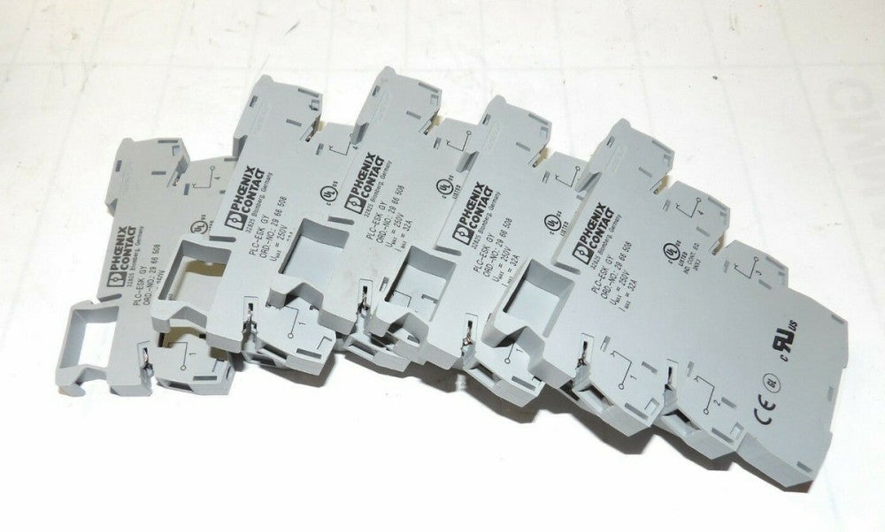 LOT OF 5) NEW PHOENIX CONTACT 32 AMP 4 POLE SLIMLINE CONTACT 24 VDC PLC-ESK GY